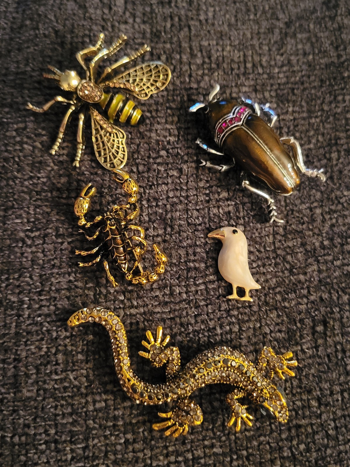 Lizard Crow Hornet Bee Roach Scorpion Insect Bug Brooch Pin Lot CA USA E223