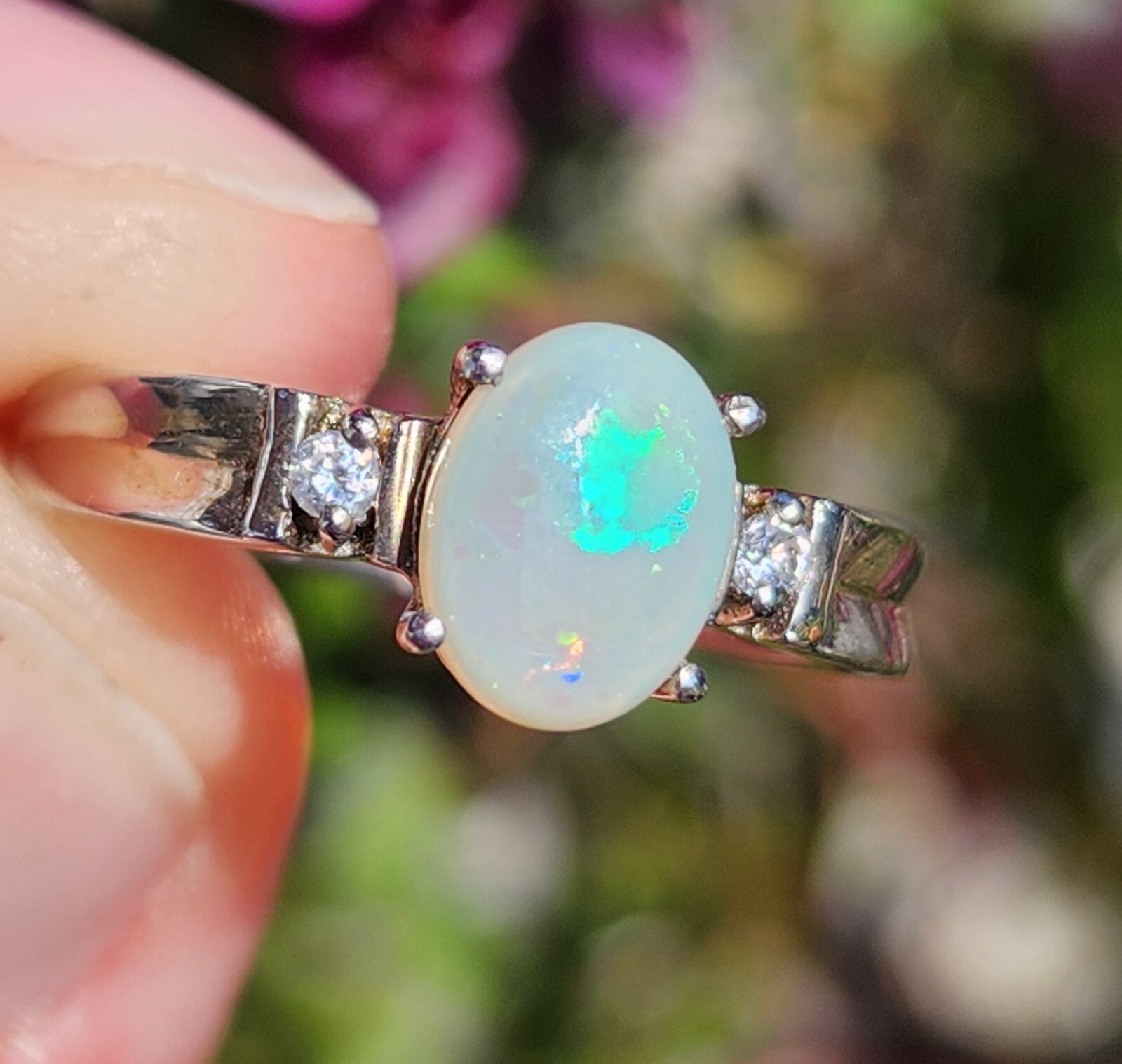 Opal Ring Silver .925 band prong setting approx size 8 / 56-58mm