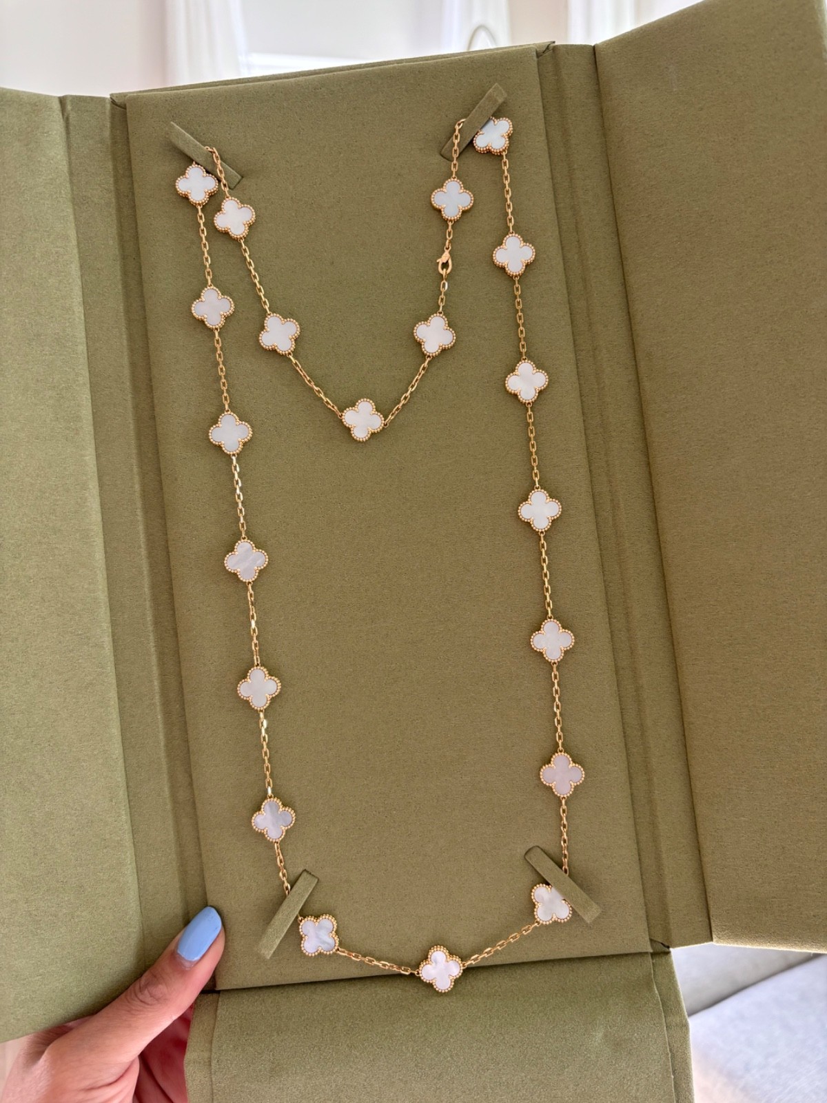 18K Yellow Gold 20 Clover Mother of Pearl Necklace