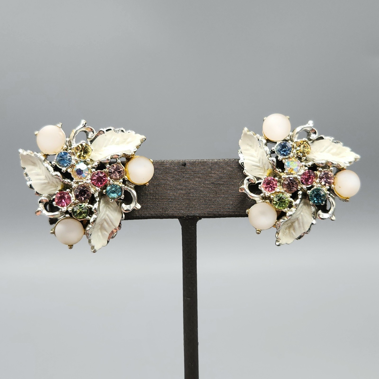 Vintage White Moonglow Enamel Pastel Rhinestone Floral Necklace & Clip Earrings