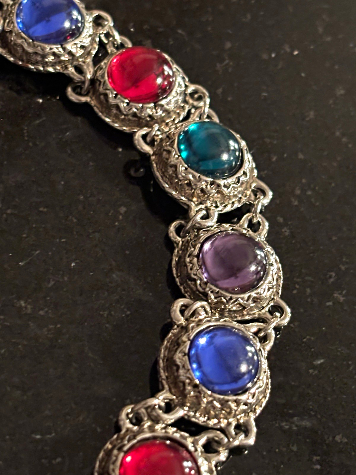 Gripoix Stule Silver Tone Multicolor Round Crystal Cabochon Link Bracelet