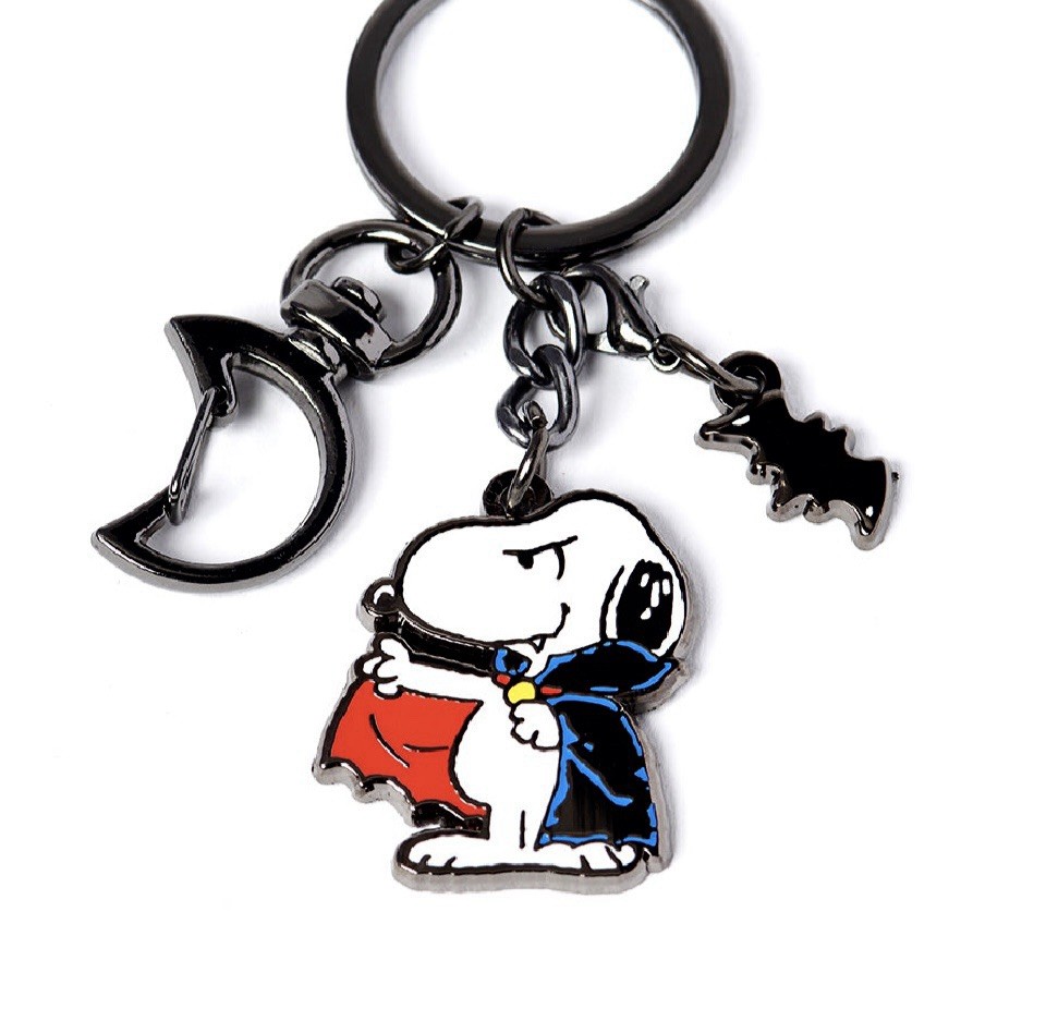 Peanuts Halloween Snoopy Dracula Key Chain (Sold Out Limited Collectors Item)