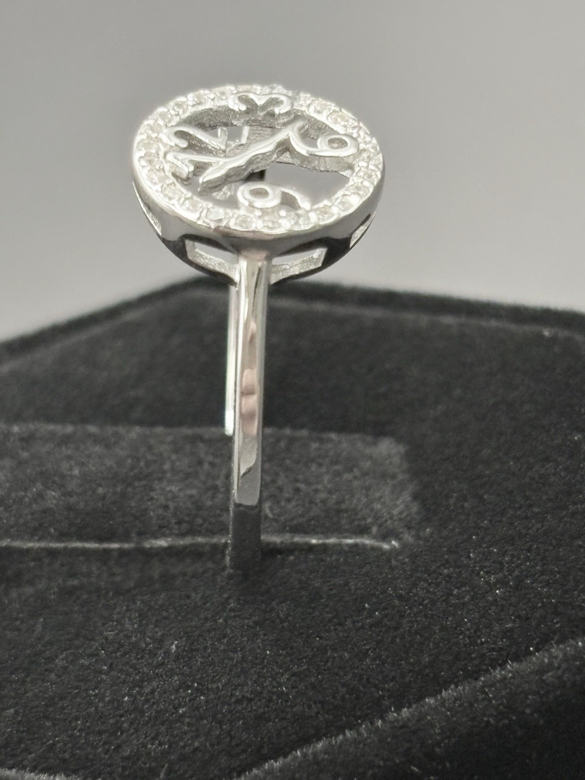 New Condition Cubic Zirconia Clock Face Ring 925 Size 7 F16