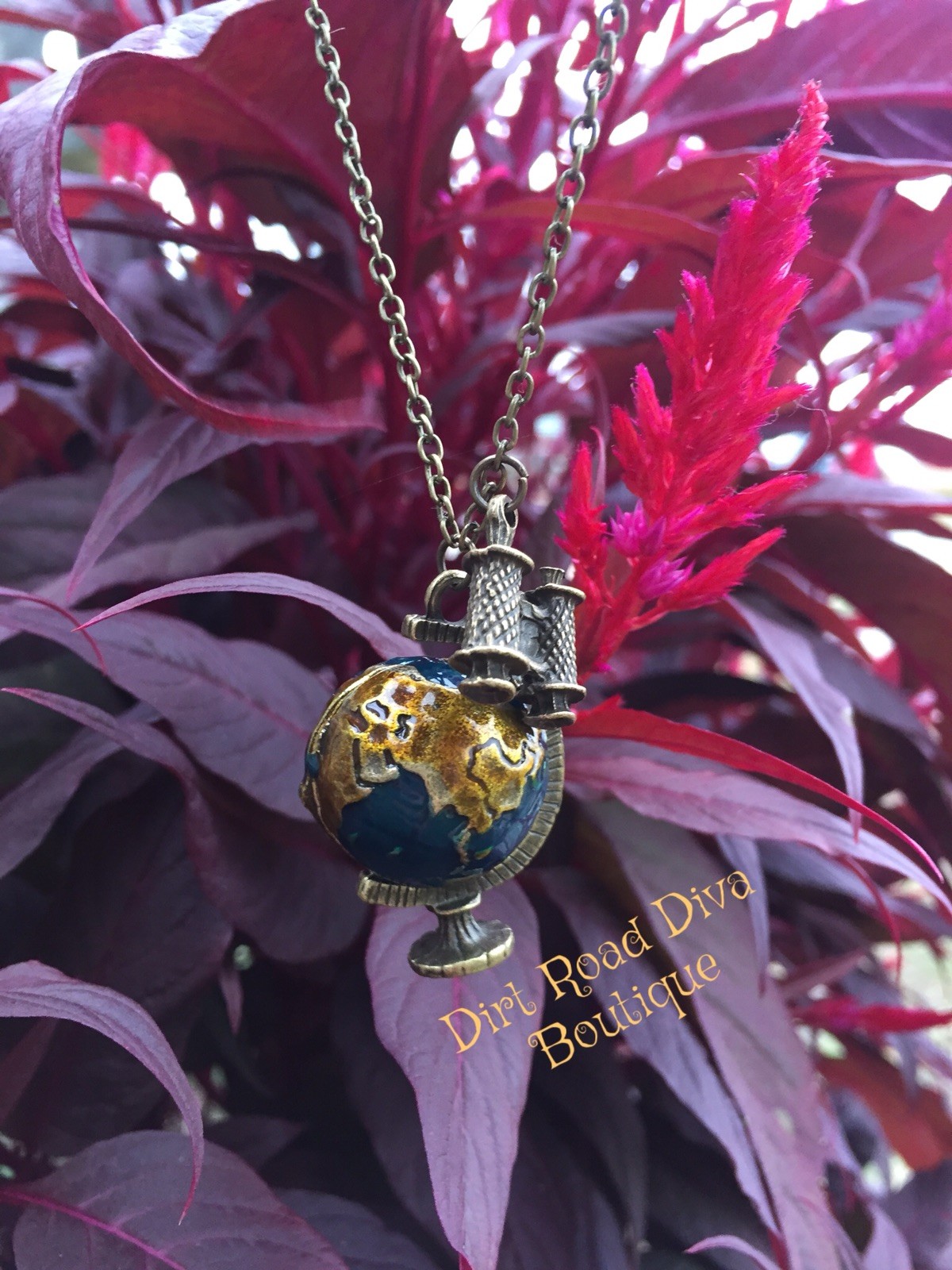 Earth Wanderlust Travel Lover’s Globe Necklace – Geography Teacher Gift, NWT