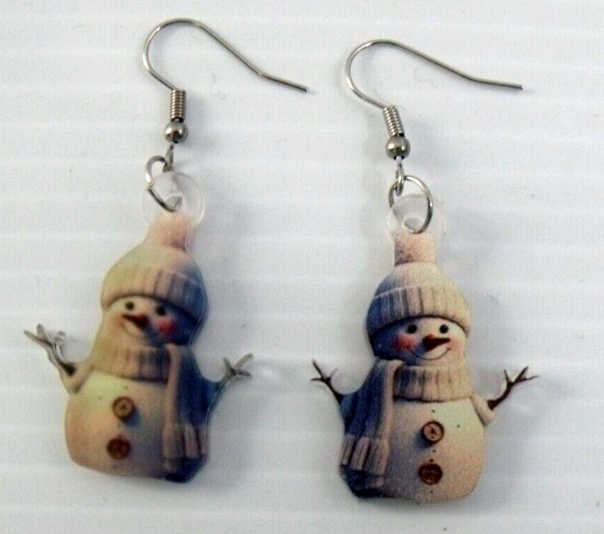 Snowman Earrings Womens Christmas Winter Jewelry Flat 3D Pom Pom Hat New