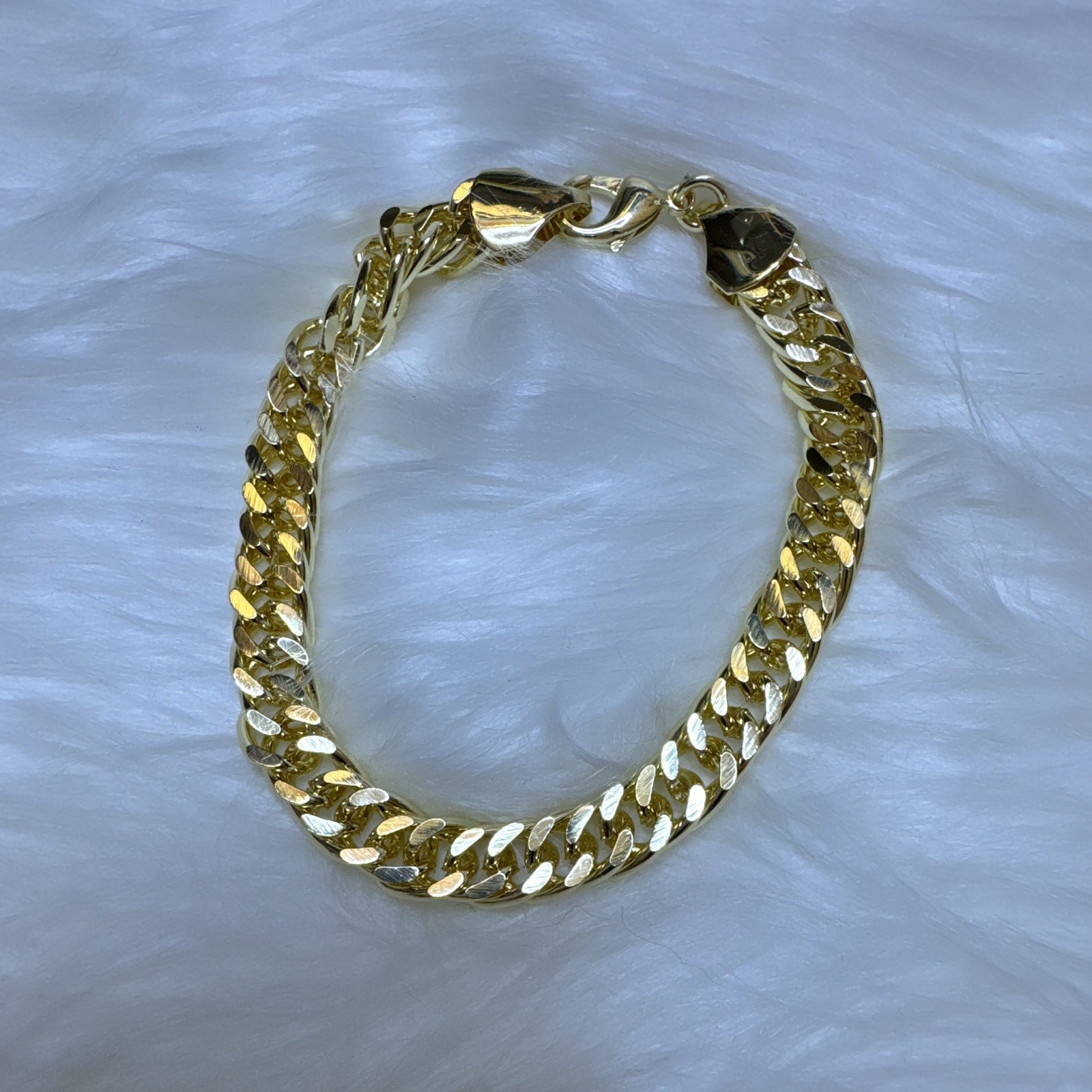 14K Gold Filled Cuban Link Chain Bracelet 8.5inch, 8mm, With Lobster Clasp