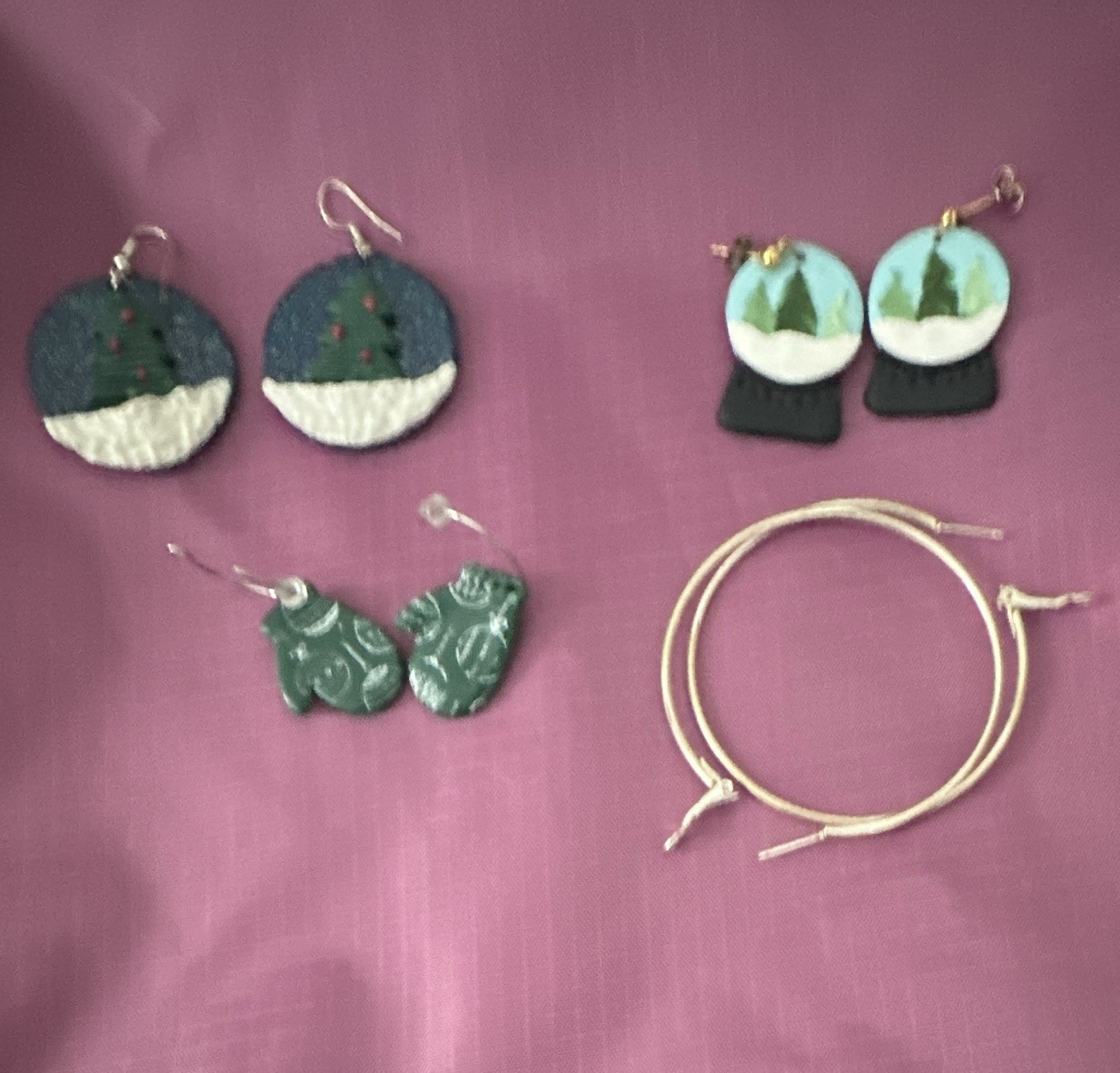 Lot of 4 Pair Green/White Metal Hoop & Dangle/Drop Earrings Hook Closure