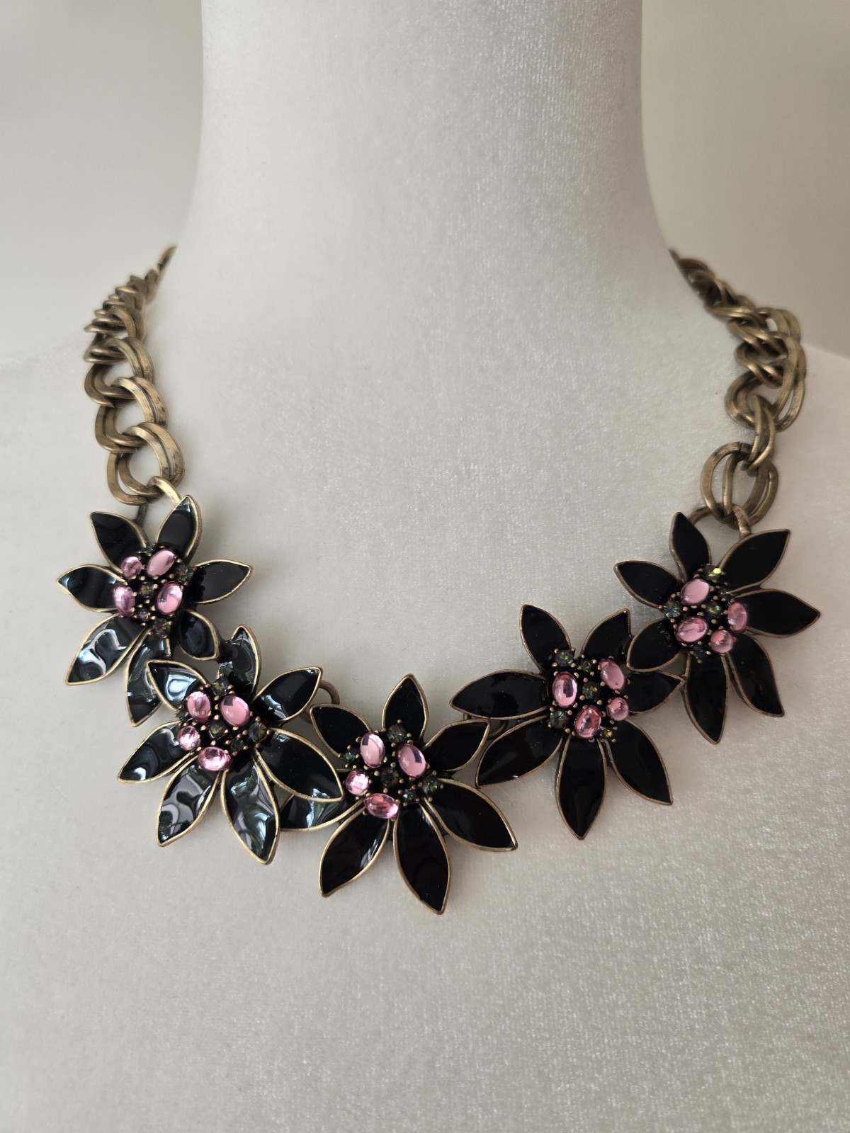 COLDWATER CREEK BLACK FLORAL STATEMENT NECKLACE PINK CABOCHONS U Know U Want Me!