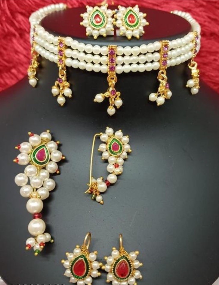 Maharashtrian Necklace , Bugadi , Pierced Nath , Broch And Earrings Set