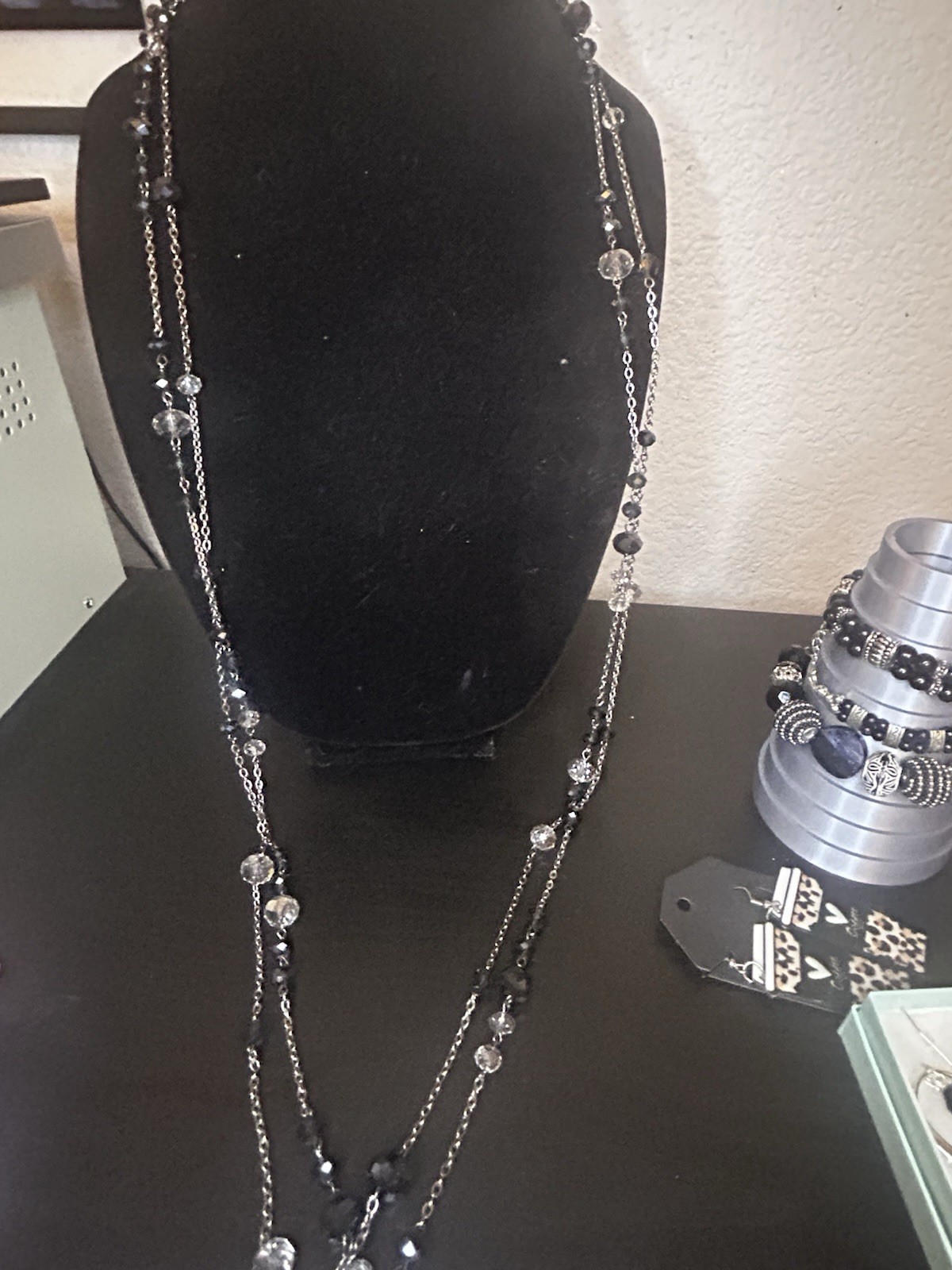 Black & Silver Glass Round Stone Jewelry Set w/ Necklace, Bracelet & Earrings