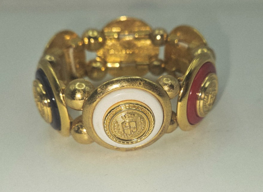 Liz Claiborne Bracelet Crest Gold Tone Red Black White Enamel Stretch NAUTICAL