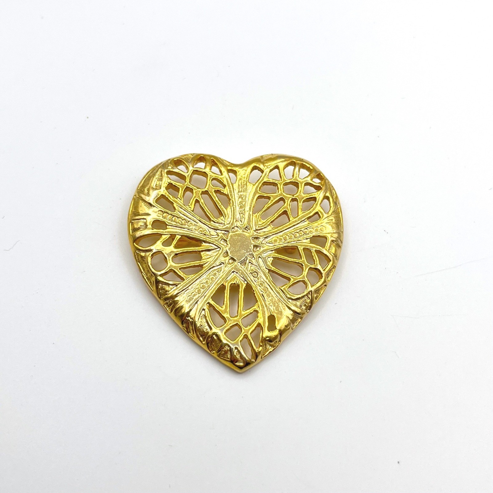 Gold Tone Openwork Filigree Heart Brooch Pin Ornate Sunburst Design 1.75 Inch