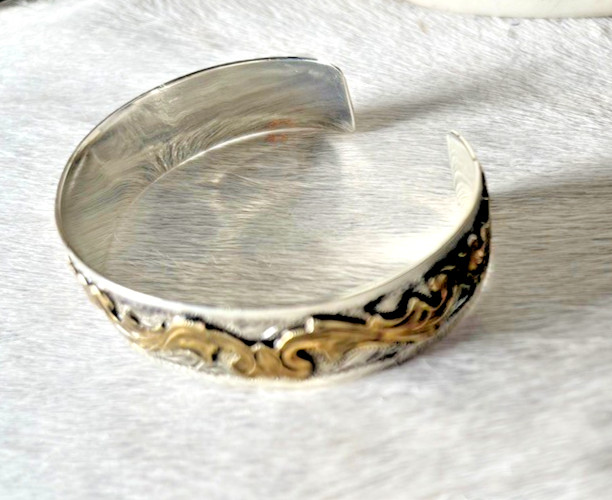 Western Womens Bracelet 6 3/8 x 1/2 in Band Silver Gold Cuff Cowboy Adjust