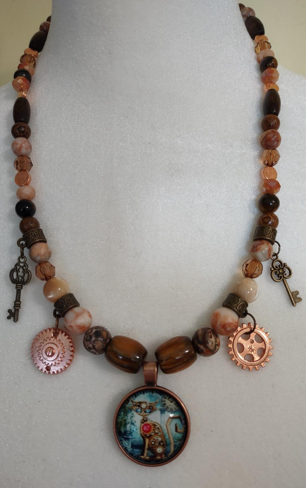Necklace, Every day wear, Steampunk style, Cat, Keys, Gears, Fancy and Fun