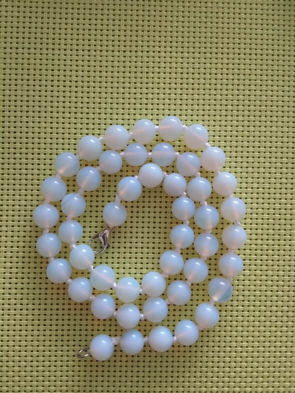 Beautiful Sri Lanka Moonstone gemstone 8mm beads necklace 17.5″- UK seller 787