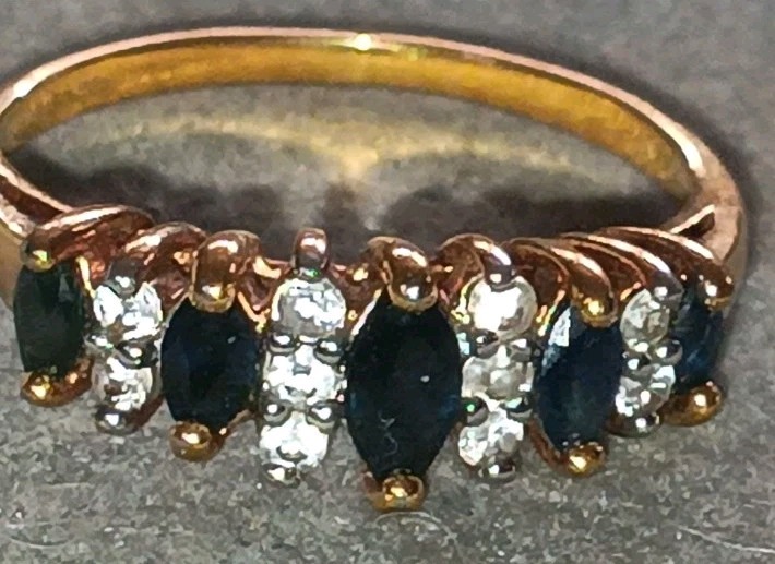 Dark Blue Ring Marques Cut Stone Resembling Sapphire And Gold Tone