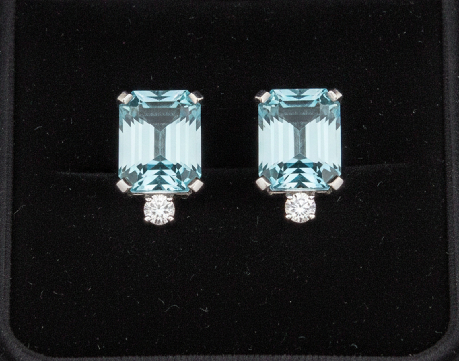 Aqua Emerald & Round Cut CZ Stone 925 Silver Two Stone Engagement Stud Earrings