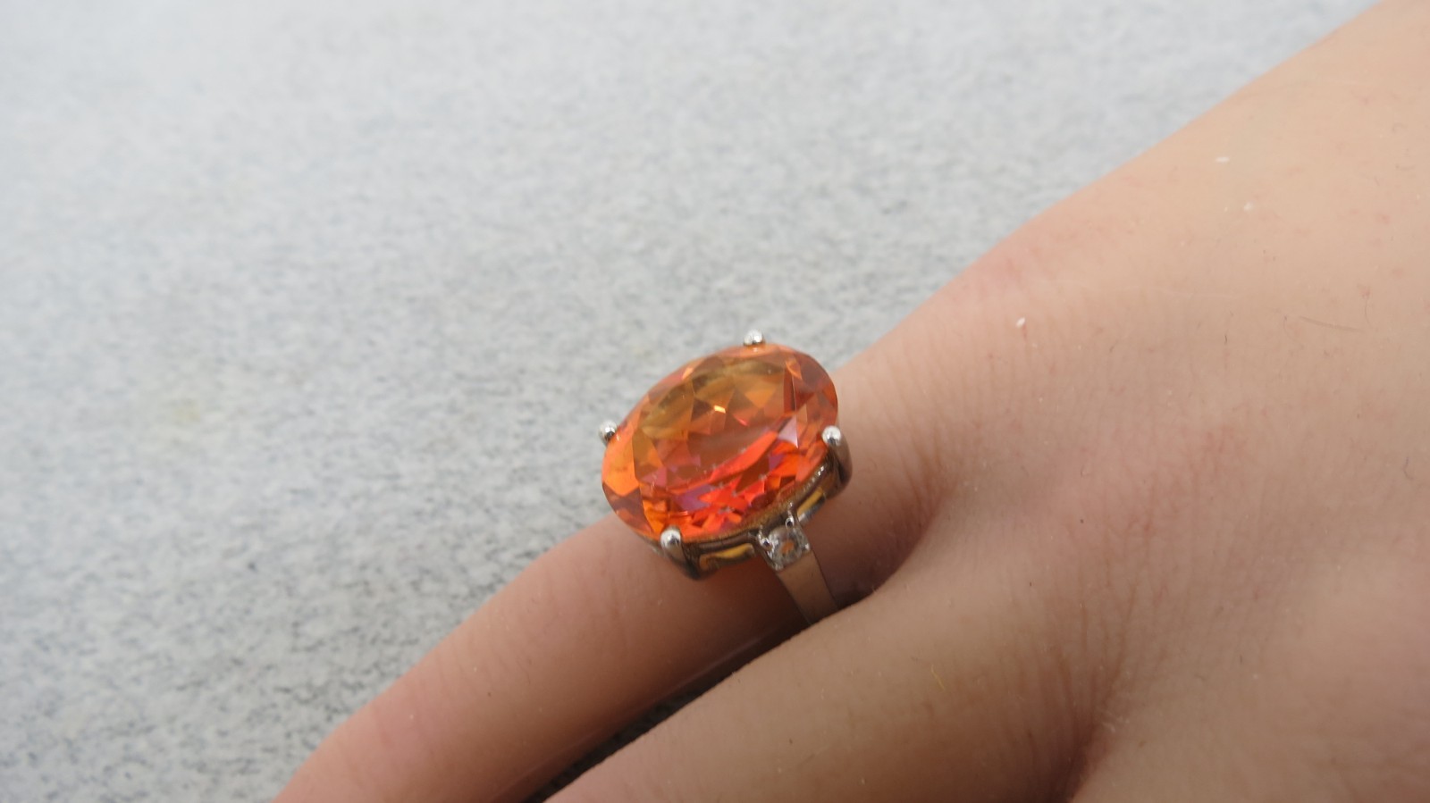 Sterling Silver Ring Oval Orangey Apricot Stone 5.58 Grams Size 5 Designer TGGC