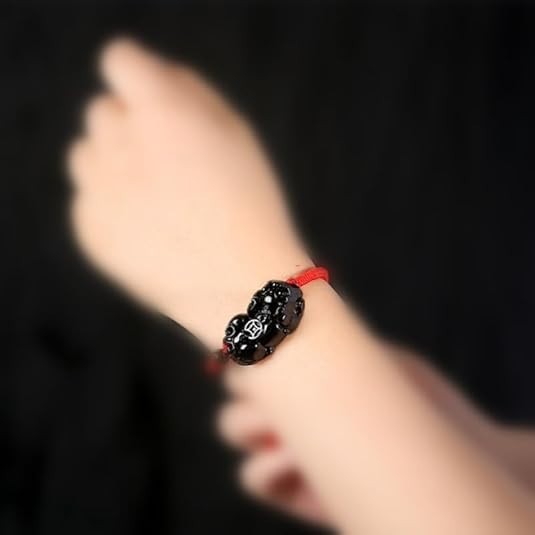 Feng Shui Obsidian Pi Yao / Pi Xiu Xie bracelet amulet for wealth and good luck