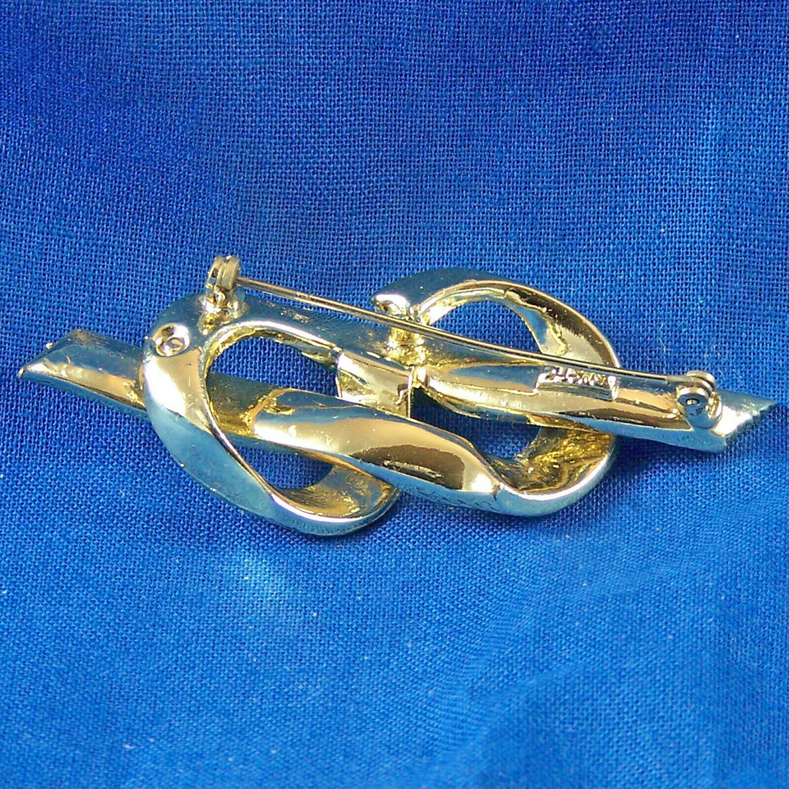 Vintage Signed MJent Pin Brooch Ribbon Swirl Twist Knot Gold Tone Metal Unique