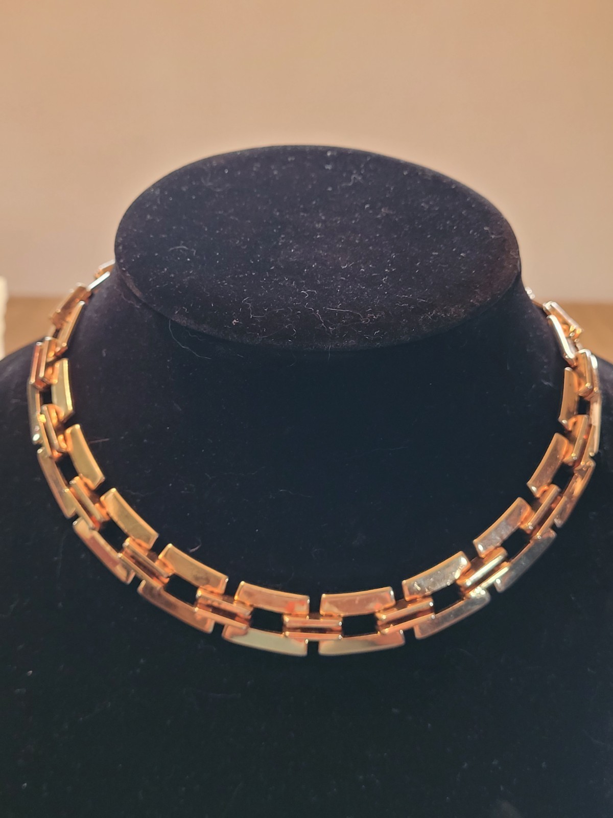 Vintage Mid-Century Gold Tone Geometric Link Choker Necklace 16″ Retro 1960s