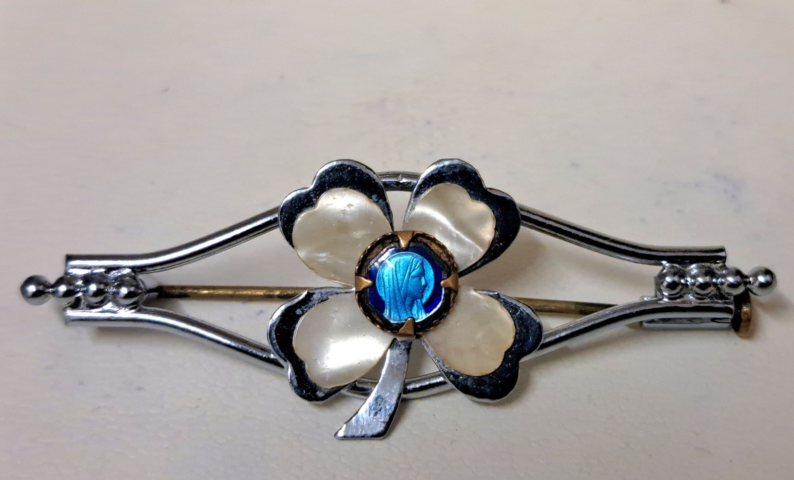 Vintage Brooch/Bar SOUVENIR DE PARIS 5.5 cm x 2cm 1940’s NOTRE DAME