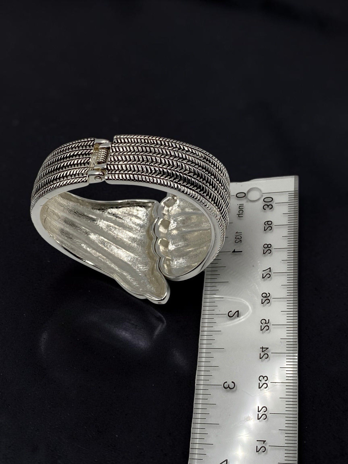 Silver Tone Wide Hinged Cuff Bracelet Bangle By New Directions