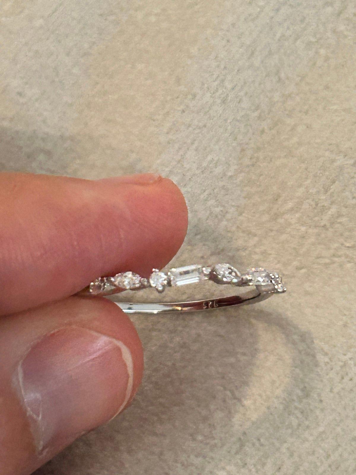 ring band sterling silver 925 beautiful unique size 0.97g a5 lot size 7.25