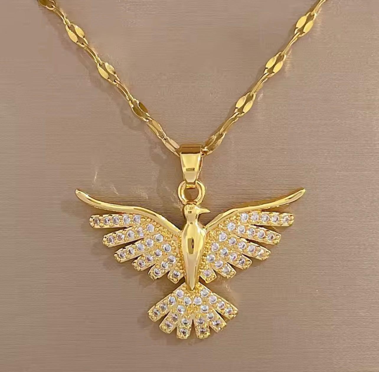 Gold Tone Bird Pendant Necklace Women Fashion Jewelry Gift