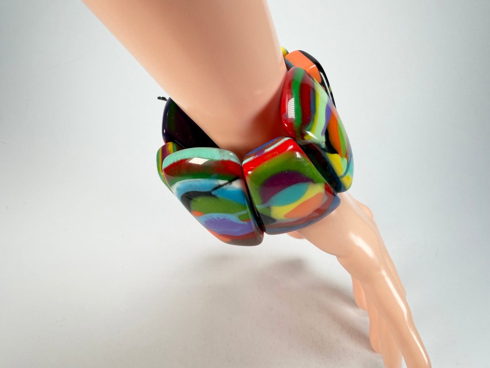 Sobral – Multi-Colour “Rimla” K Elasticated Resin Bracelet ( 004498 )