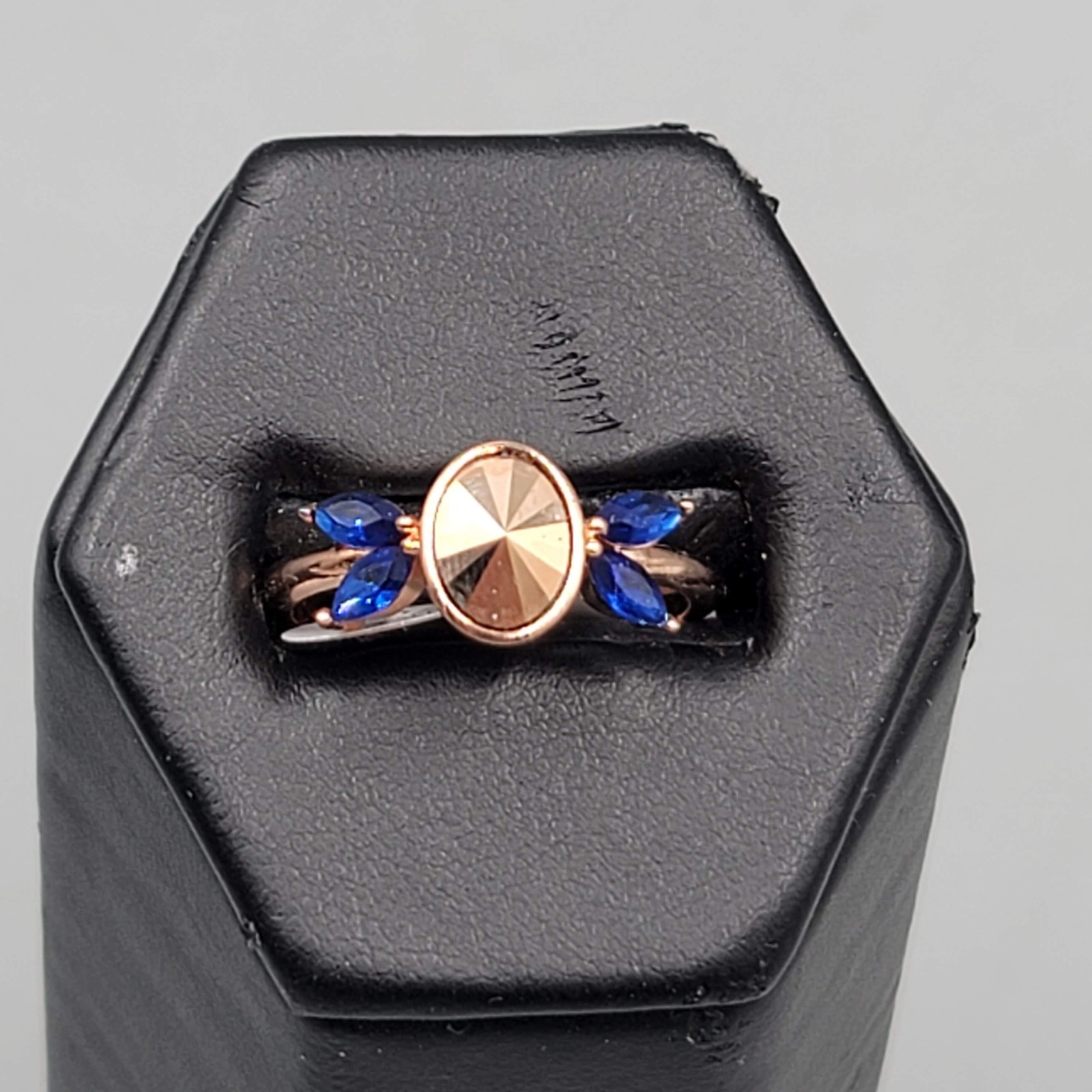 Blue Stones Fragrant Jewels Ring Sz 9 Rose Gold tone New Measures 9.25