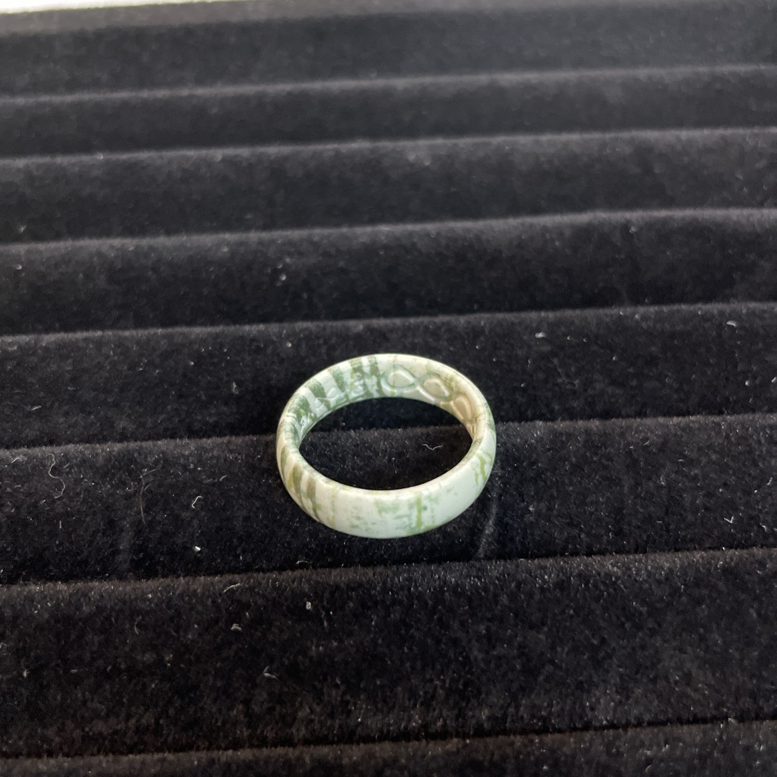 GROOVE LIFE RING SIZE 7 – SILICONE BAND RING – NEW With Box