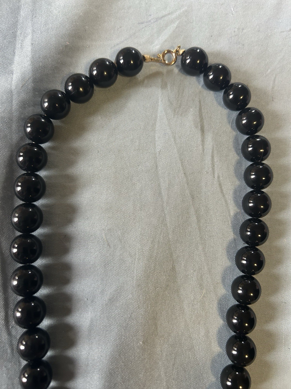 Black/Gold Tone Plastic Beaded Ball Chain Necklace Spring Ring Closure
