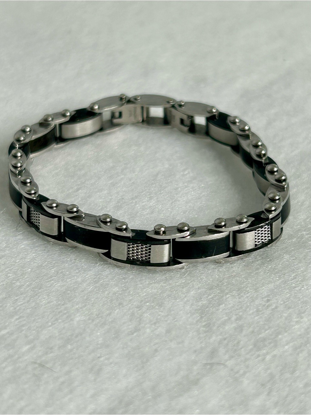 Silverado Stainless Steel Link Bracelet Black Silver