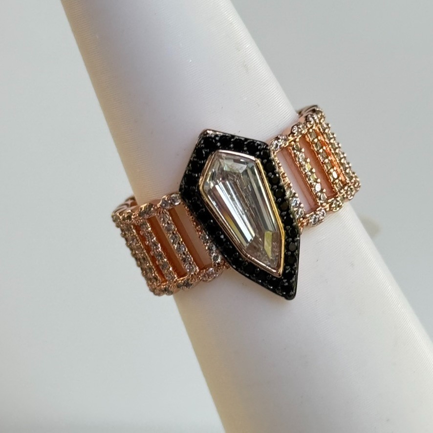 Bomb Party UNTAMED Ring Sz 9 RG88717 “Velvet Ambush” Clear & Black on Rose Gold