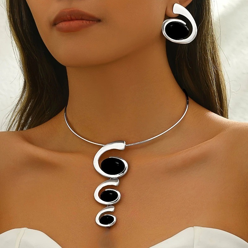 Women’s Spiral Snail Pendant Collar Ear Studs Set Alloy Fashion Necklace Set
