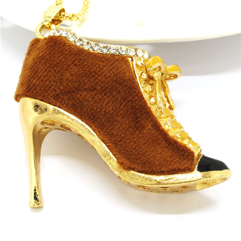New Fashion Women Brown Lambskin Shoes Vintage Crystal Pendant Chain Necklace
