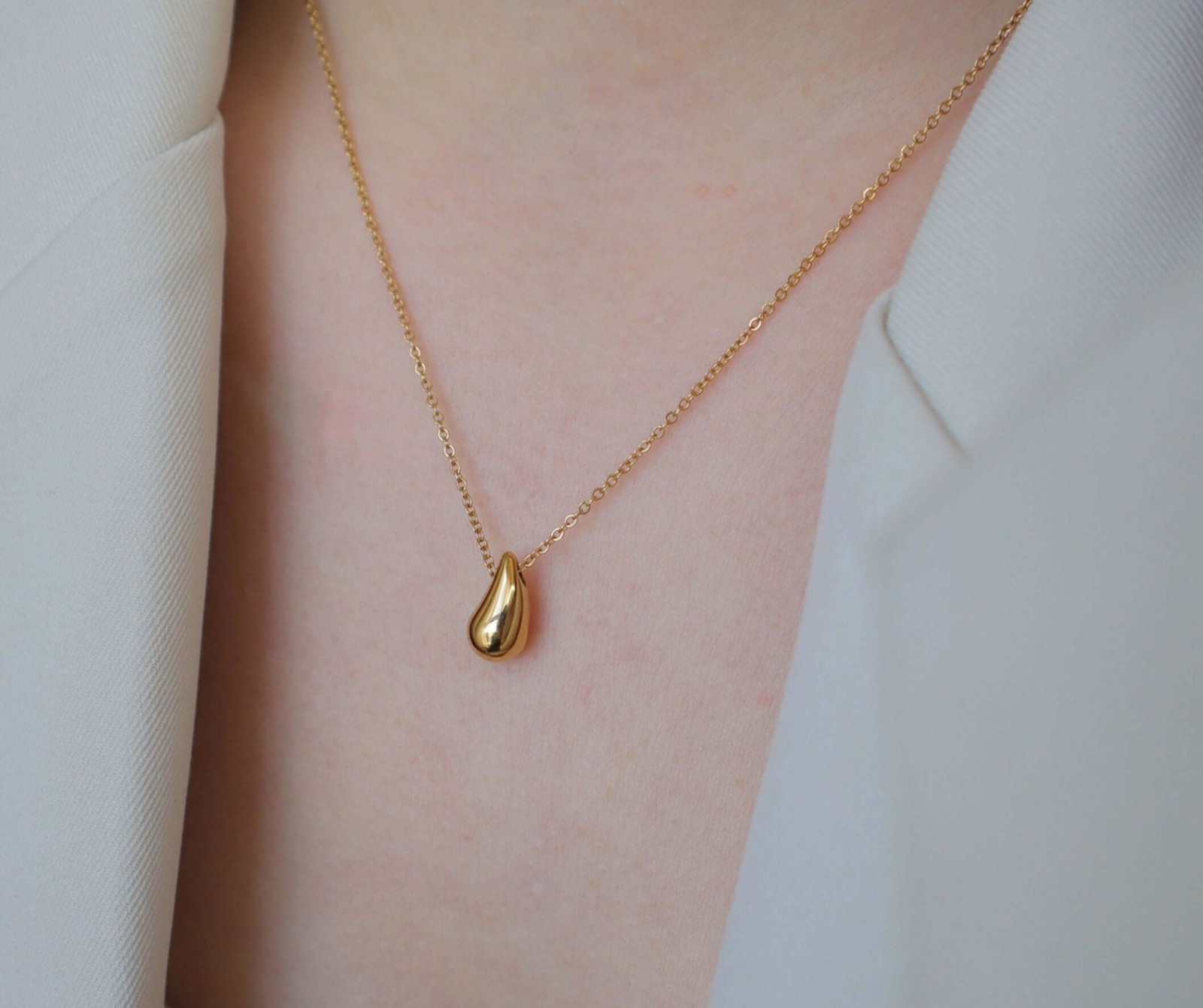 18K Gold Plated Stainless Steel Teardrop Pendant Necklace Dainty Women Jewelry