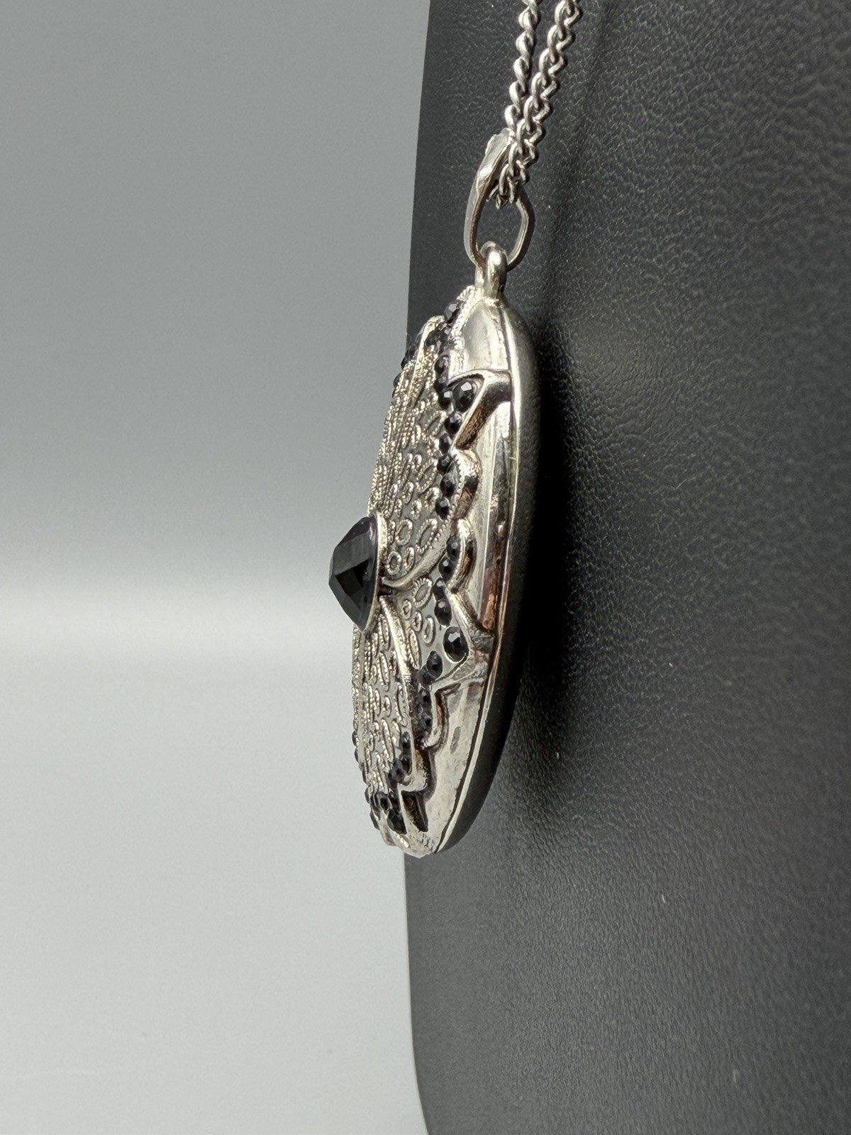 Silver Tone Black PlasticnCrystal Filigree Statement Oval Pendant Necklac