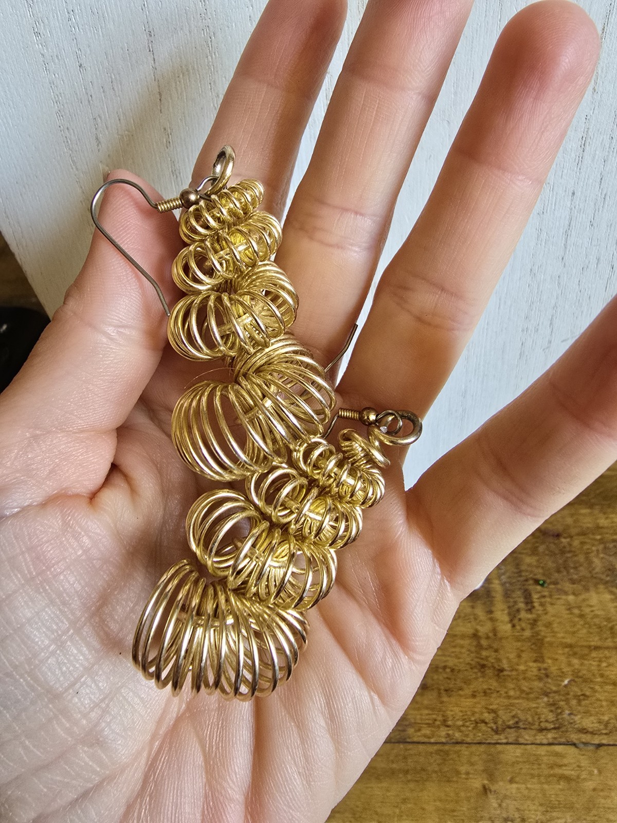 Gold Tone Coiled Twisted Wire Earrings Metal Cone Shell Vintage Aluminum