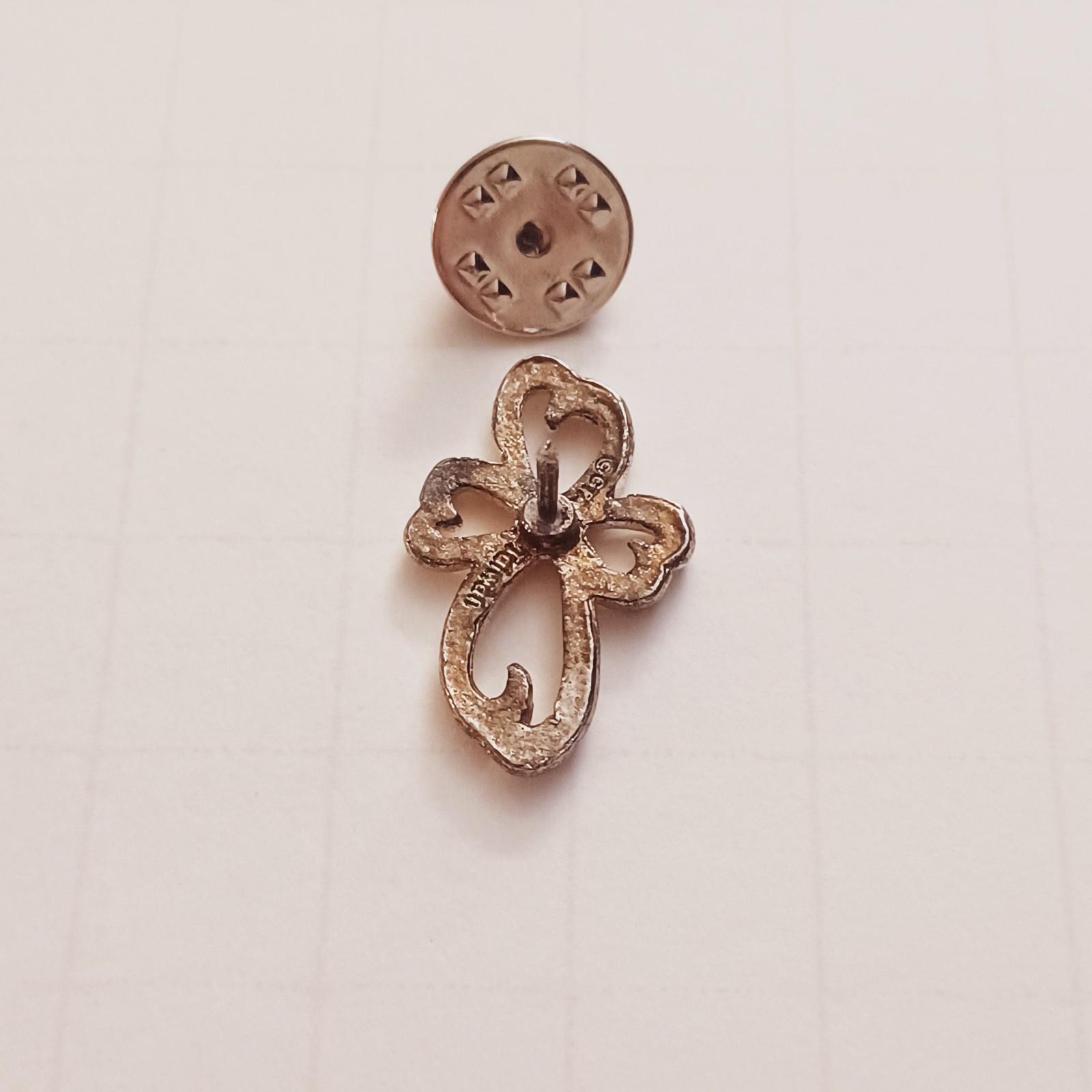 Open Heart Cross Tac Label Pin