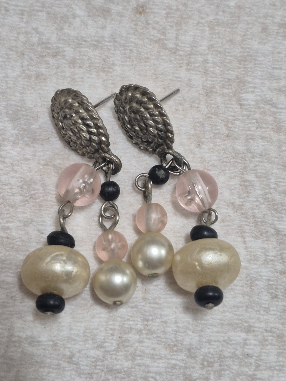 Silver Tone Dangle Drop Earrings Post – Pink & Black Glass Beads Faux Pearls