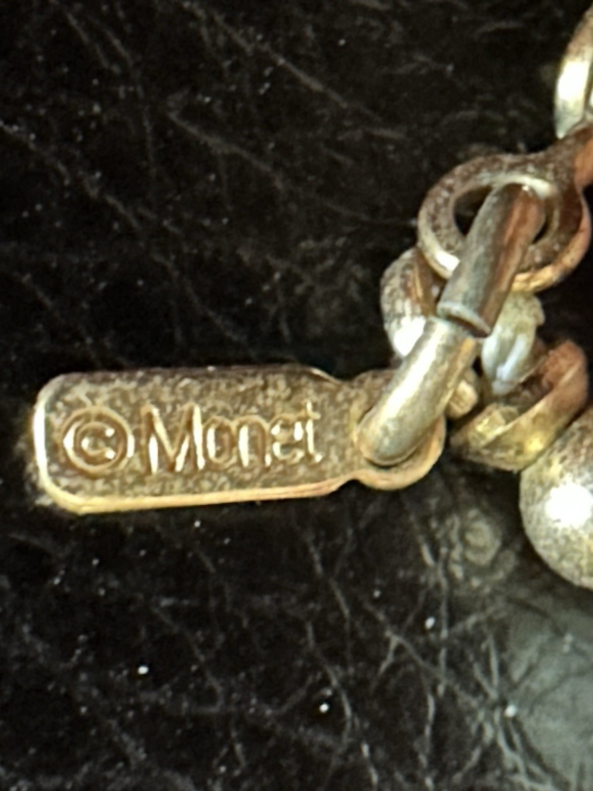 Monet Signed Ivory Plastic Beaded Ball Chain Necklace 19-24 in