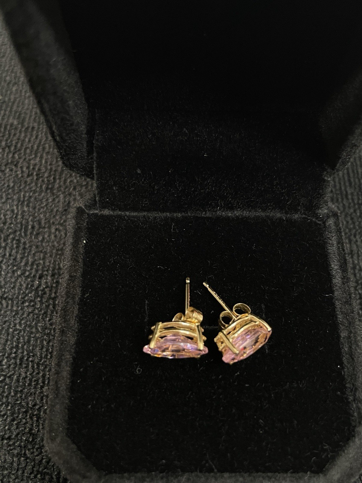 14k yellow gold Pink marquise stone