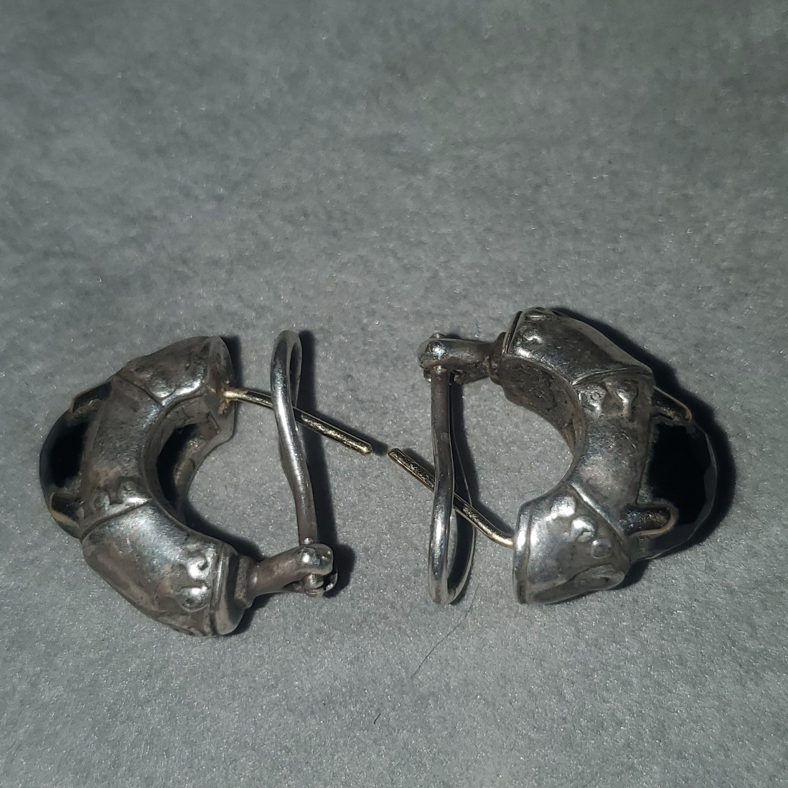 18k And Sterling SilverBlack Oval Huggie Hoop Earrings Latch Back Closure