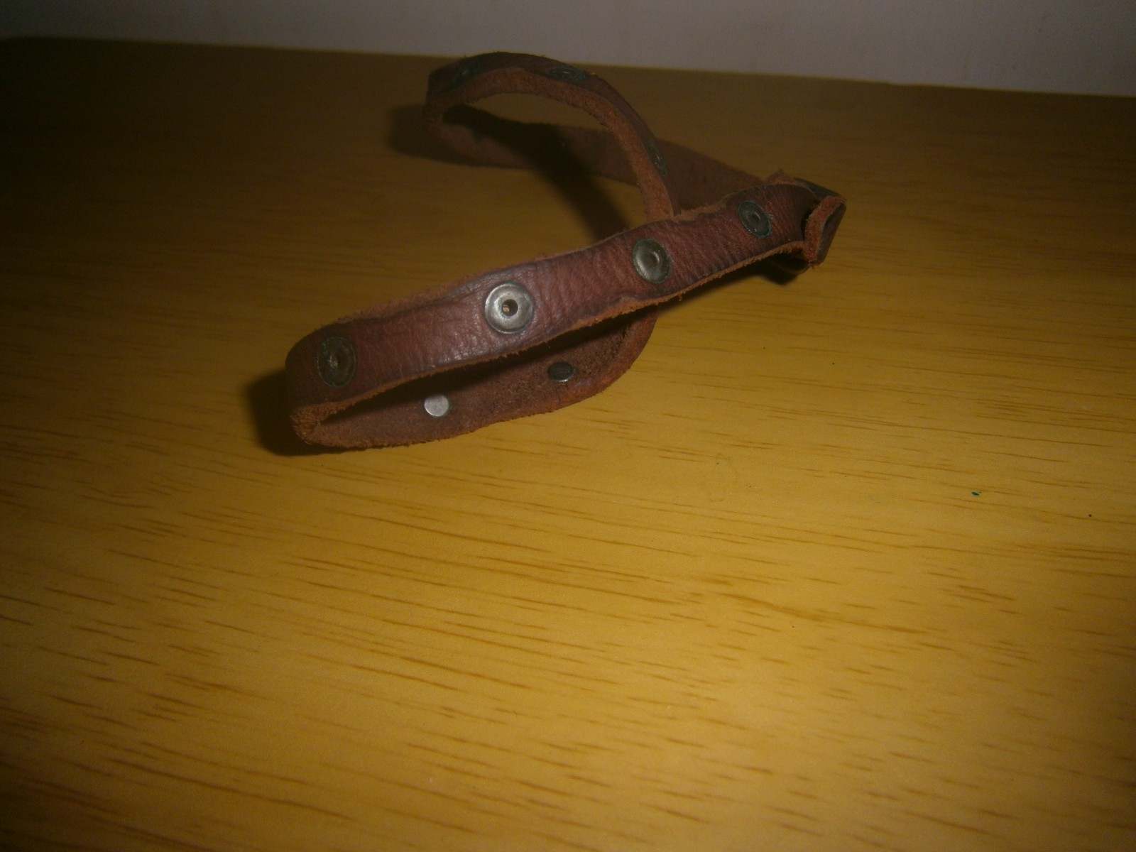 Vintage brown leather American Eagle Outfitters choker necklace.38.5-42cm(E20a2)