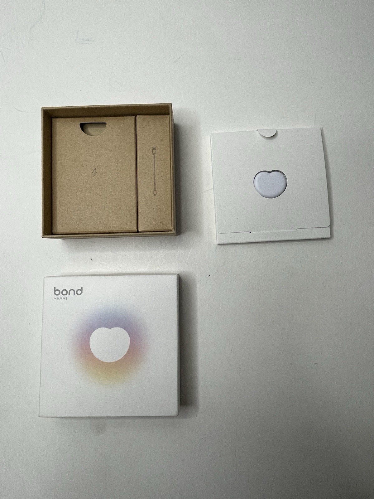 Bond Heart Smart Necklace White Open Box No Manual Long Distance Heartbeat