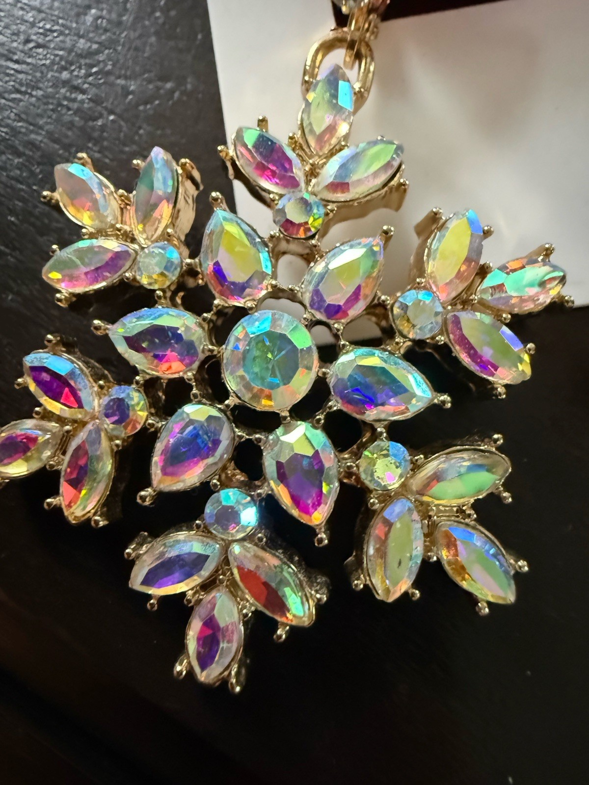 NWT Betsey Johnson Aurora Borealis Snowflake Earrings Iridescent Dangle Jewels