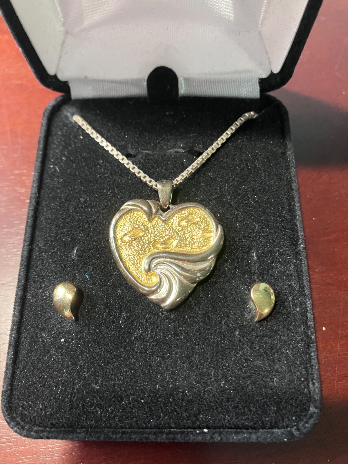 Vintage Two-Toned Footprints Heart Necklace (Gorham Sterling) Tear Drop Earrings