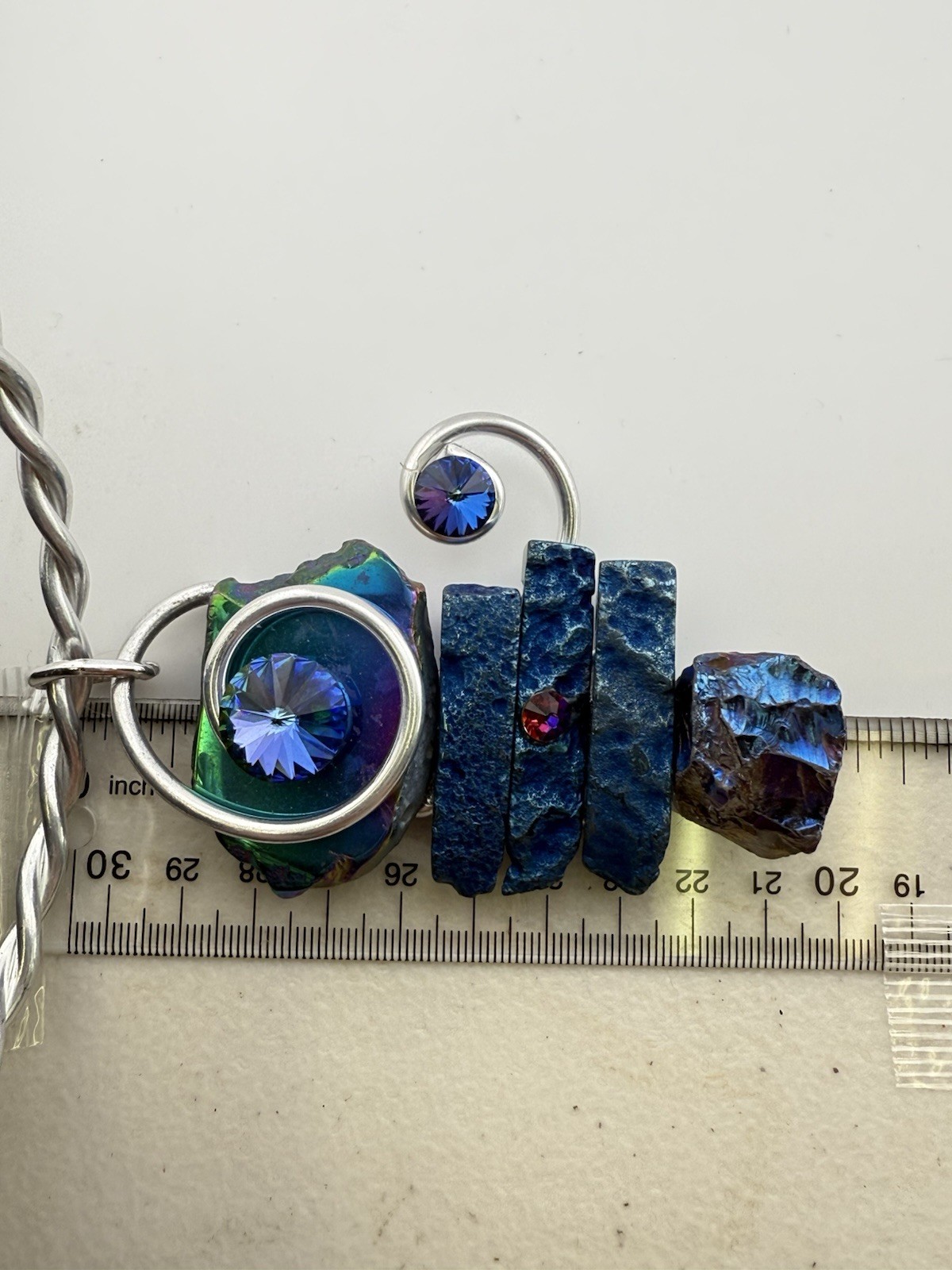 JEFF LIEB SILVERTONE BLUE & PURPLE MODERNIST PENDANT 16” NECKLACE K580C